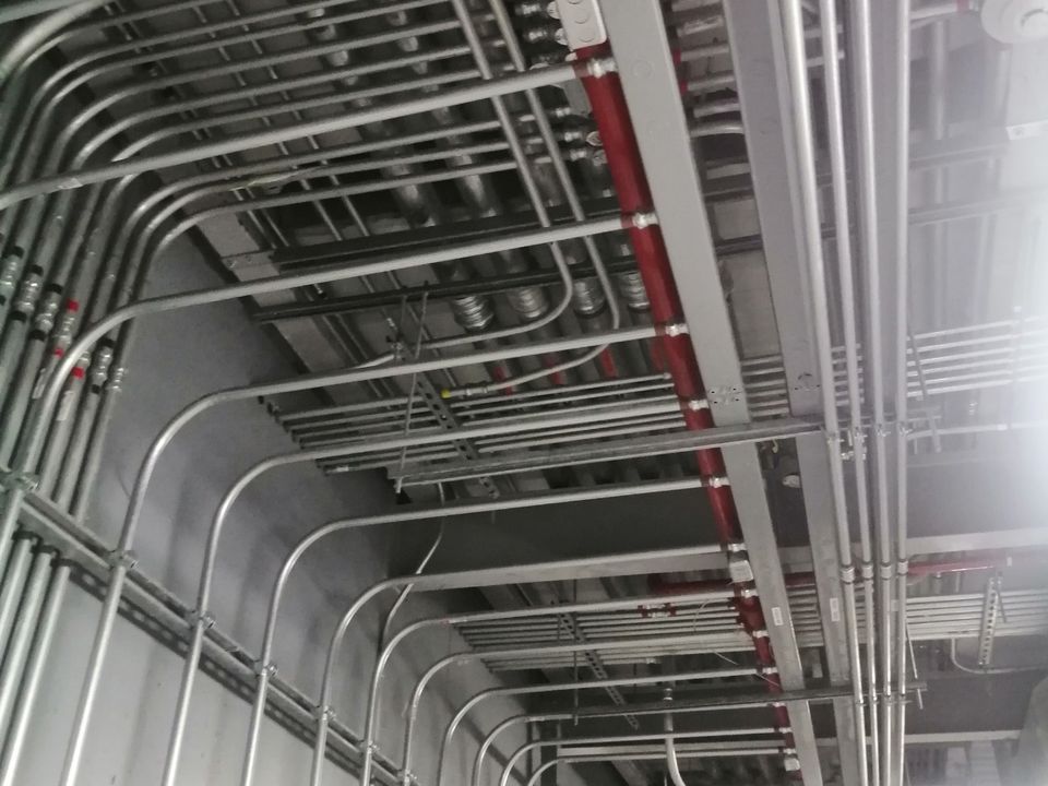 Canalización eléctrica en tubería conduit